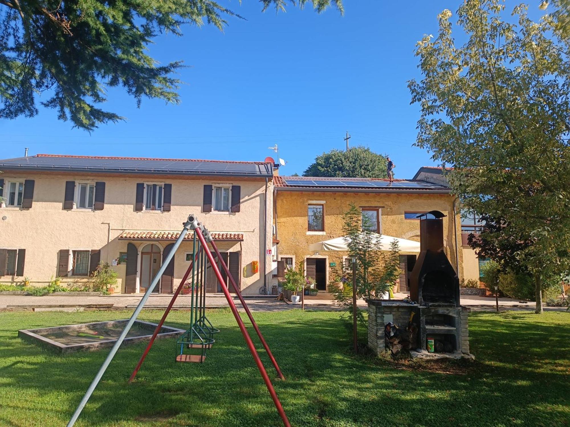 Agriturismo Corte Patrizia カプリーノ・ヴェロネーゼ エクステリア 写真