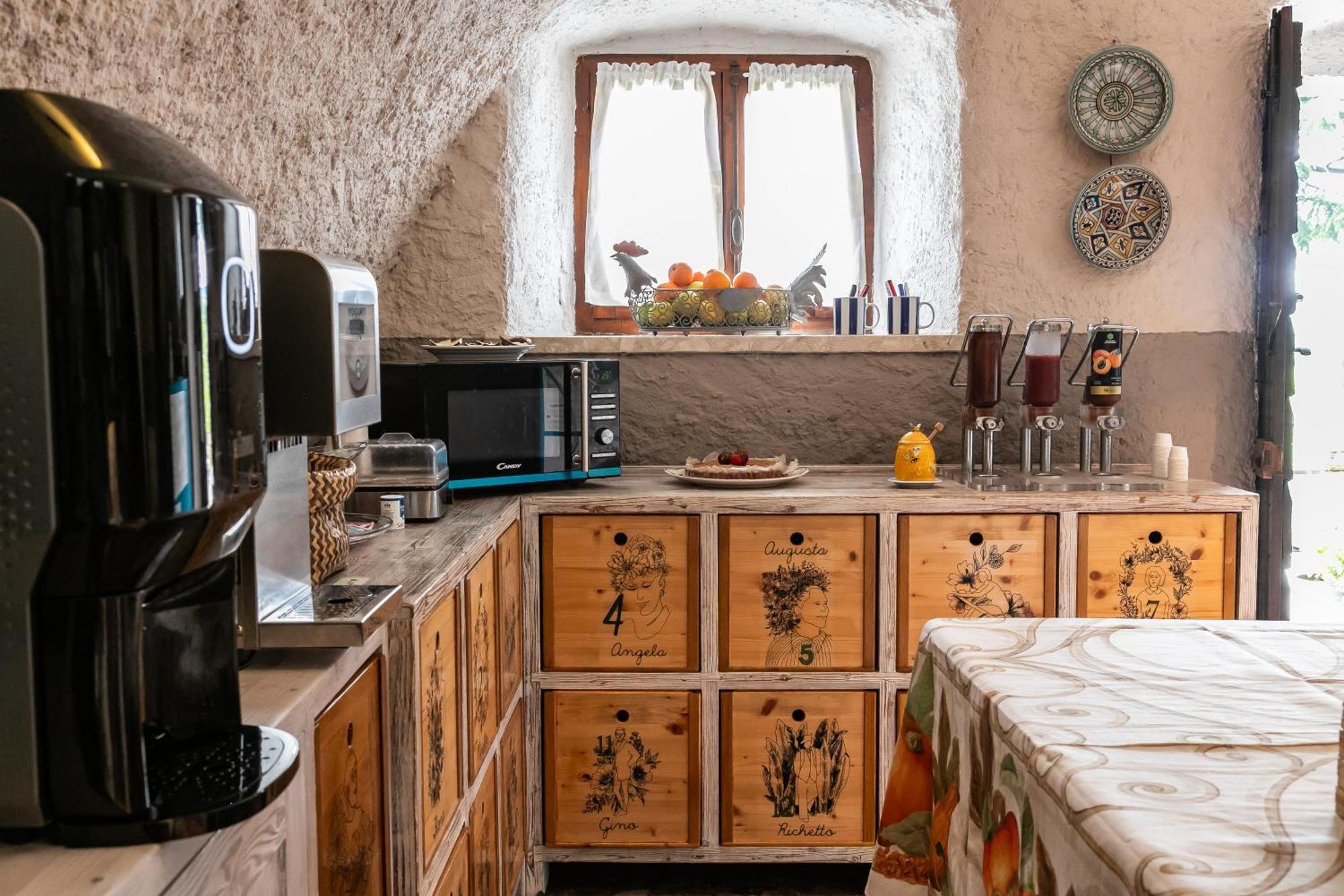 Agriturismo Corte Patrizia カプリーノ・ヴェロネーゼ エクステリア 写真